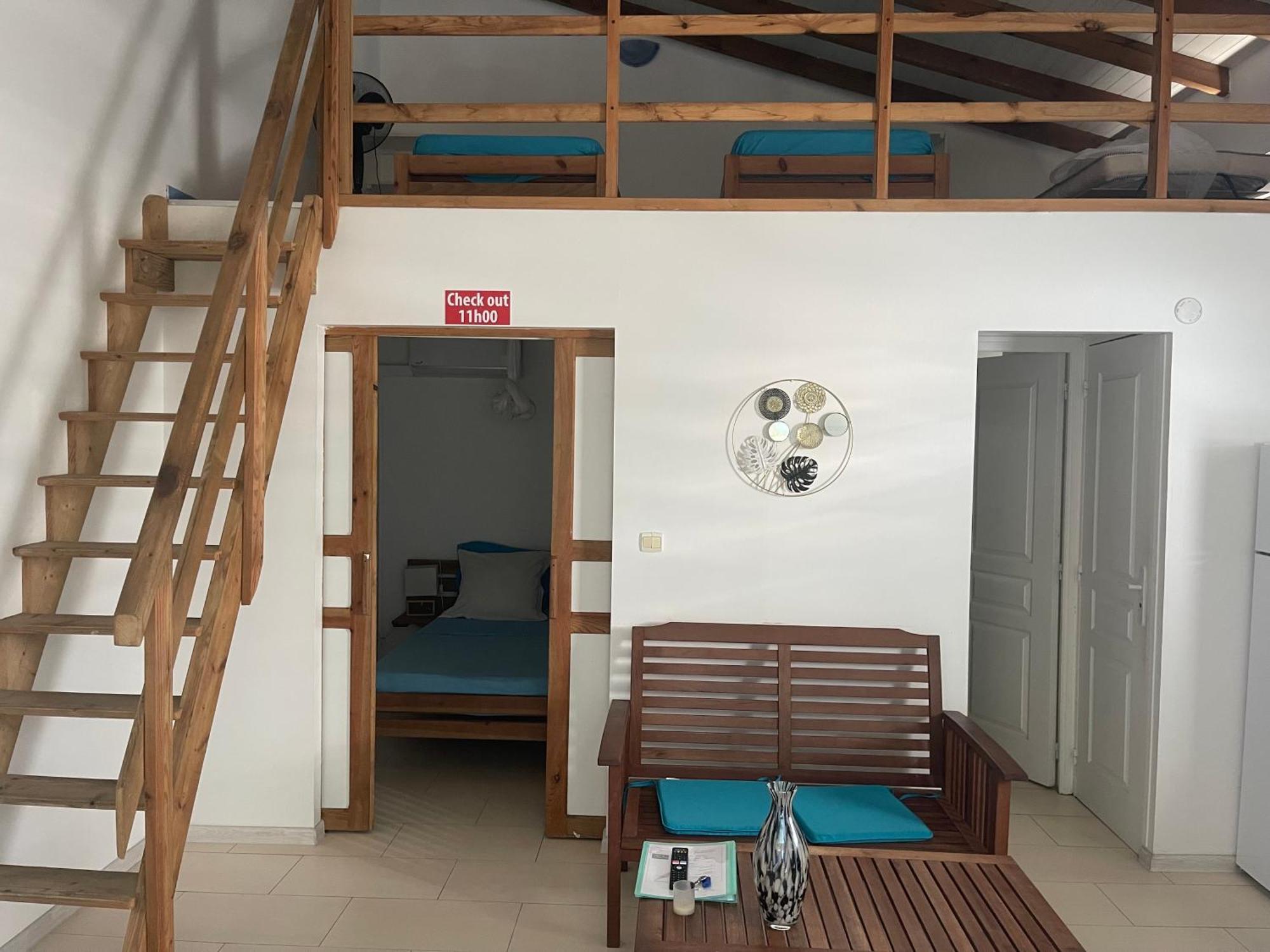 Bungalows Malueva 1 Chambre Et 1 Mezzanine A 5Min De La Plage De La Caravelle Sainte-Anne  Ngoại thất bức ảnh
