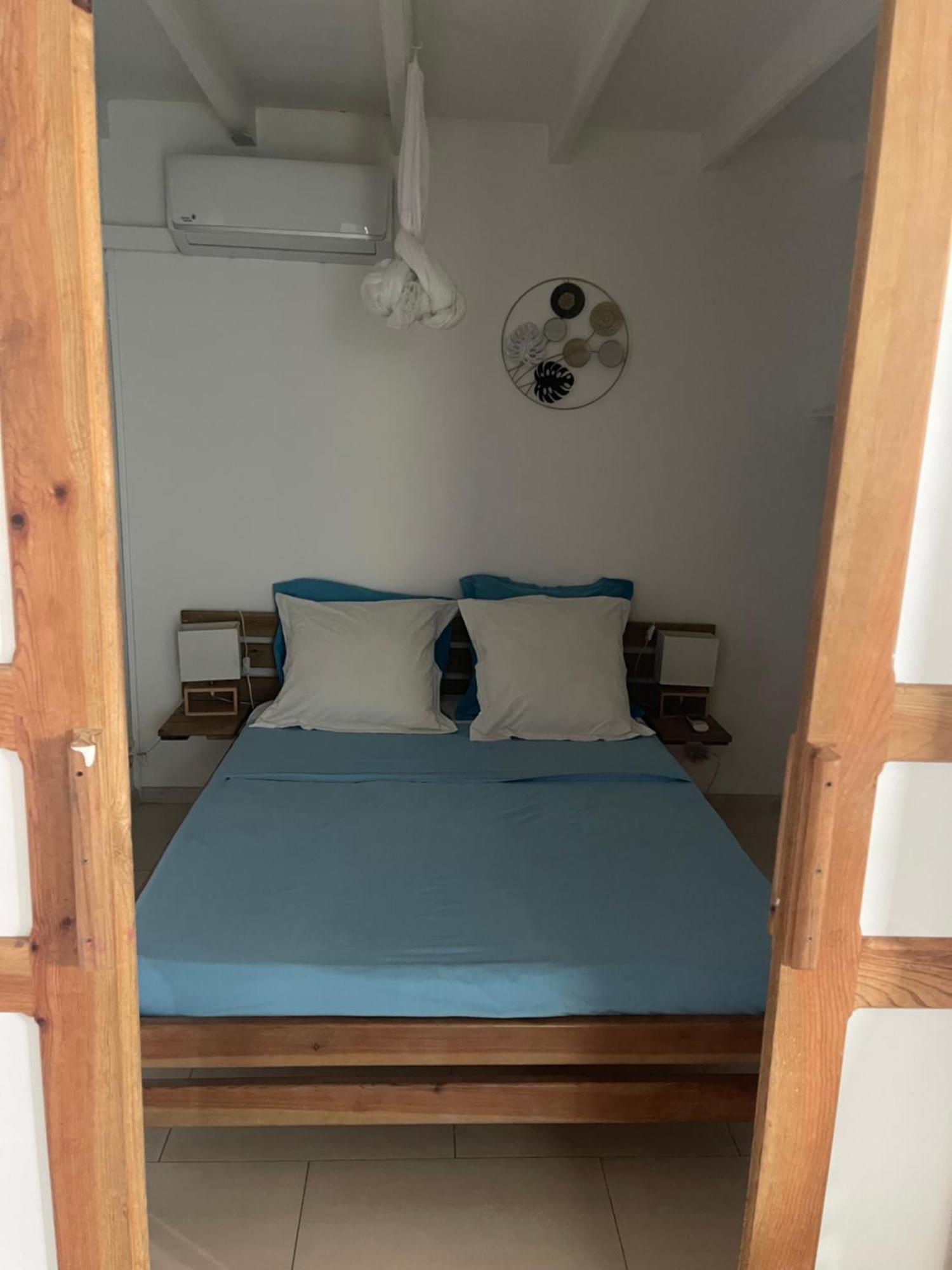 Bungalows Malueva 1 Chambre Et 1 Mezzanine A 5Min De La Plage De La Caravelle Sainte-Anne  Ngoại thất bức ảnh
